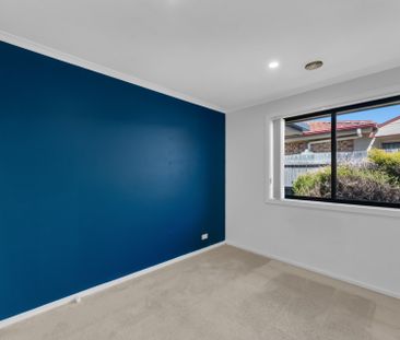 Large family home - Move in ready - Photo 6