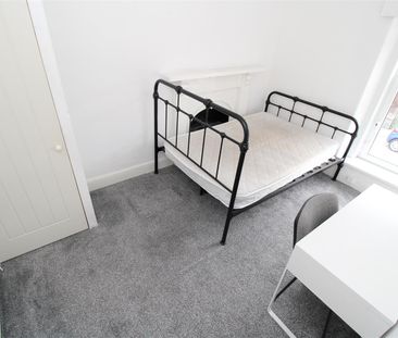 Room For Rent John Street, Pontypridd - Photo 3