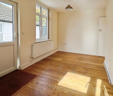 2 bedroom detached bungalow to rent - Photo 1