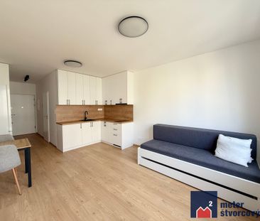 Prenájom zariadeného 1+kk | 29 m2 | Zelené Vlčince | garáž – Fotografia 4