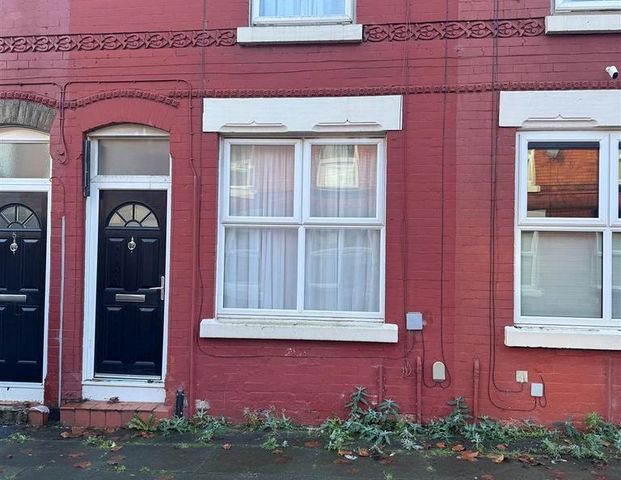 2 bedroom terraced house to rent - Photo 1