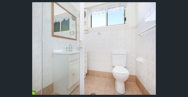 “Fabulous four bedroom townhouse” - Photo 1