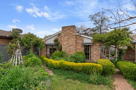 Home For Rent - Photo 3