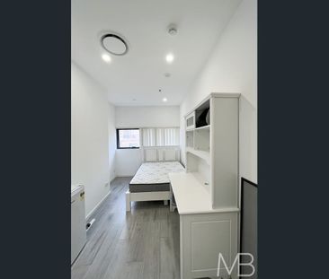 ALL BILLS-INCLUSIVE FURNISHED STUDIO - Photo 1