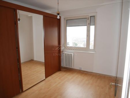 Kiadó átlagos állapotú panel lakás - Győr - Fotó 2