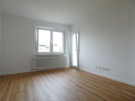Dümpten: Alles neu! 2-Zimmer-Erdgeschoss-Whg. mit Dusche + Balkon! - Photo 3