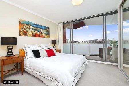 MGM MARTIN - TWO BEDROOM APARTMENT - Photo 3