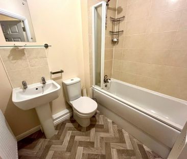 2 bedroom flat to rent - Photo 5