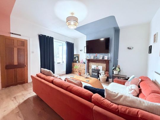 3 bedroom House To Let - Photo 1