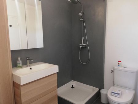 Location Appartement 2 pièces Meublé 46m² LE HAVRE 76600 - Photo 4