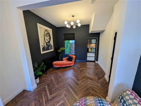 109 Malone Road, Belfast, BT9 6SP - Photo 2