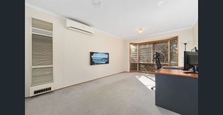 Charming unit in a quiet complex - Photo 5