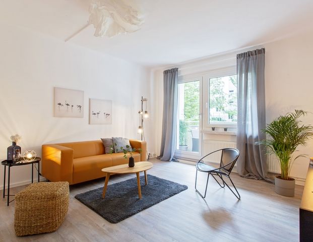 !!!NEU!!! Schöne 3-Raum. im Süden von Chemnitz in Stadtparknähe! - Photo 1