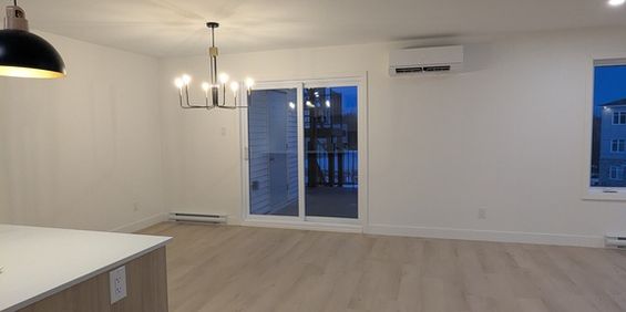 5 1/2 MAINTENANT OU JUILLET - 1238$ - Photo 3