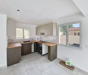 House - Photo 3