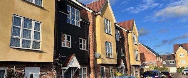 Poole Close, Aylesbury, HP21 - Photo 1