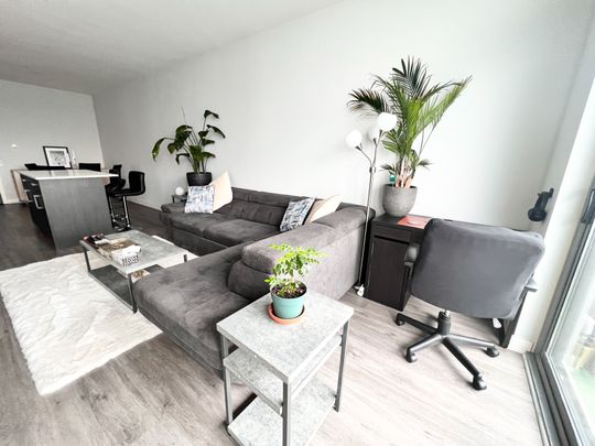 For Lease - 105 The Queensway N/A Unit# 3015, Toronto, Ontario - Photo 1