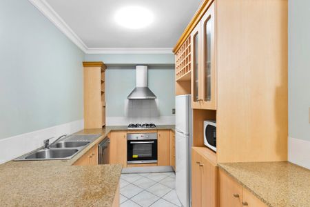 Unit 1417/2 Greenslopes Street, - Photo 3