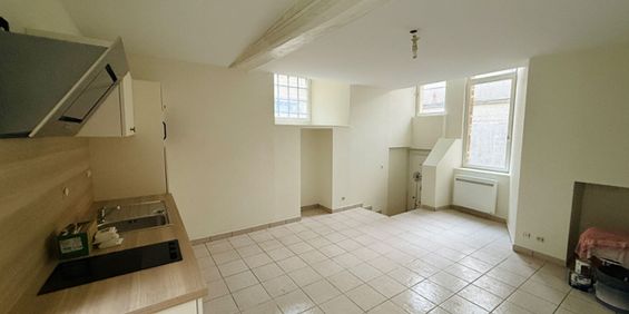 Location Appartement 1 pièce 29m² - Photo 3