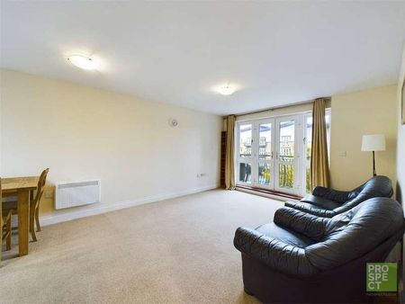 Luscinia View, Napier Road, Reading, Berkshire, RG1 - Photo 2