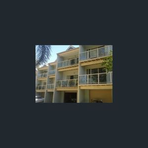 4/672 Beach Road, Surf Beach, NSW 2536 - Photo 2