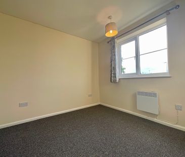 2 bedroom End Terraced House to let - Photo 4