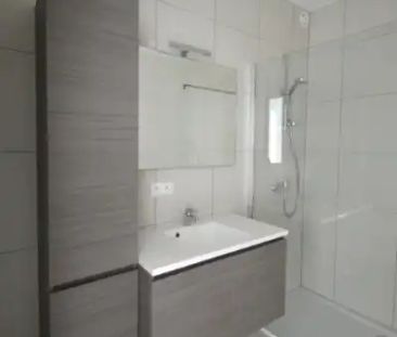 Modern 2-slaapkamerappartement met garage op rustige, groene ligging - Photo 5