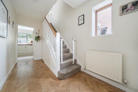 Gosden Hill Road, Guildford, GU4 - Photo 5