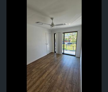6/202 Central Street, Labrador, Qld 4215 - Photo 4