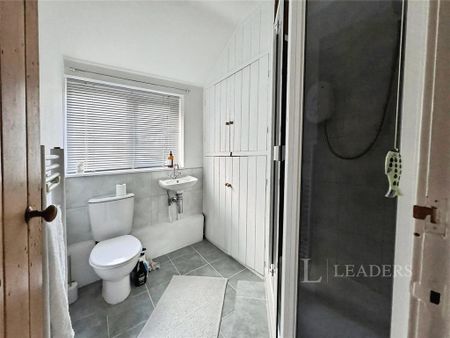 2 bedroom detached house to rent - Photo 2