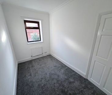 Lee Street - Photo 2