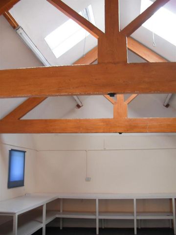 Property to rent - Photo 4