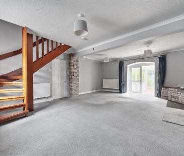 Clyst St. Mary, Exeter - Photo 1