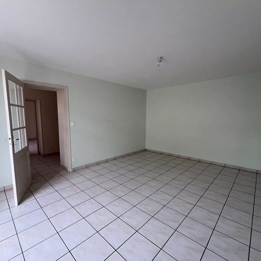 Maison à louer à LUTHENAY UXELOUP - Photo 1