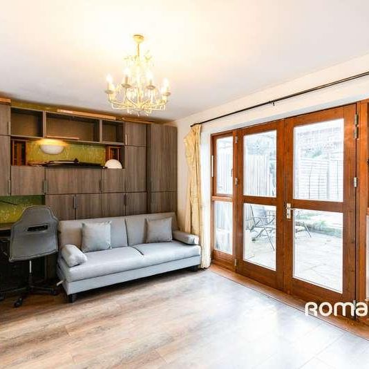 Cherry Tree Walk, Oakridge Village, Basingstoke, RG21 - Photo 1