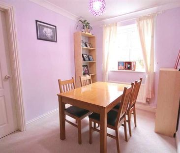 Azalea Close, Havant, PO9 - Photo 2