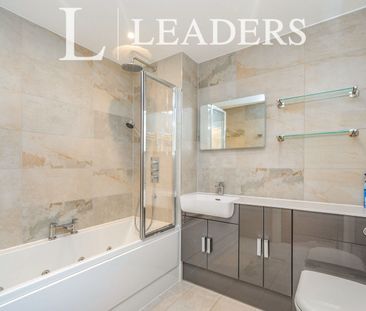 2 bedroom apartment to rent Brecon House, The Canalside, Portsmouth... - Photo 6