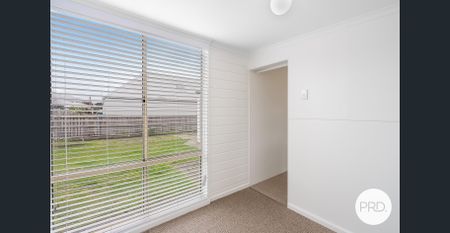 Charming Family Home in Glenorchy - Photo 5