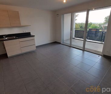 LA PRIMAUBE - T2 + Terrasse + PKE - Photo 4