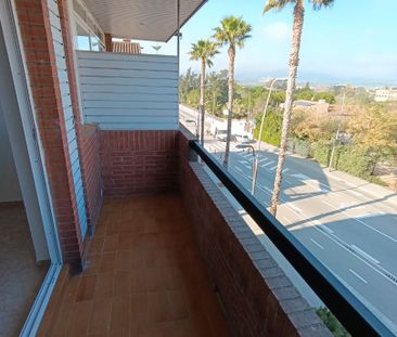 Dúplex de alquiler en Carrer de la Creu D'en Muntaner, Centre - Photo 6