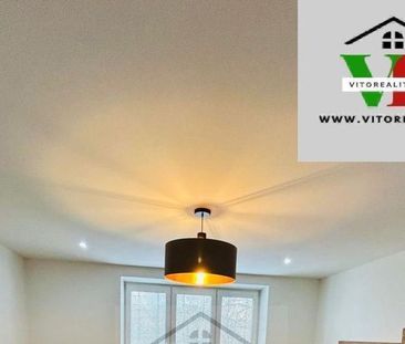 2-izbový byt na prenájom, kompletne zariadený, v centre mesta Hodžo... - Fotografia 5