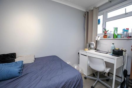 5 bedroom terraced house to rent - Photo 5