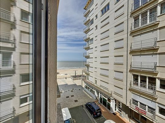 Appartement te huur op jaarbasis – Unieke ligging dichtbij de zeedijk in Westende - Foto 1