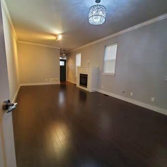 Three level half duplex available for Immediate Occupancy - Photo 1