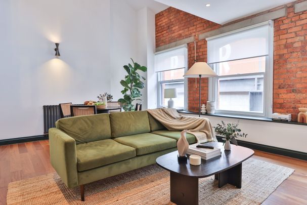 2 Bed Flat, Victoria Buildings, M4 - Photo 1