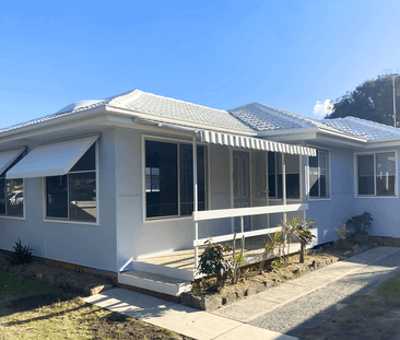 ​Newly renovated ​Home with the Ultimate Beachside Lifestyle! - Photo 5