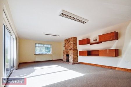 Broadwinds Bungalow, - Photo 3