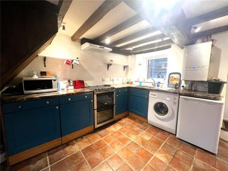 2 bedroom end of terrace house to rent - Photo 4