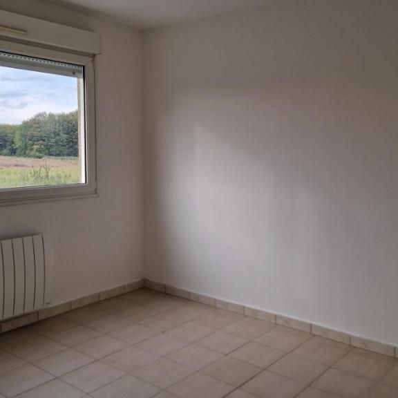 COURRIERES: T3 avec parking privé à 660 euros - Photo 1