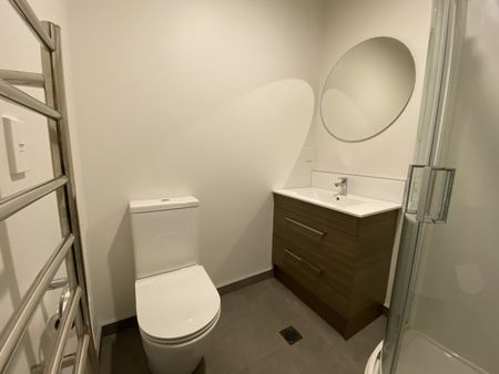 102/142 Leinster Road, Merivale - Photo 3